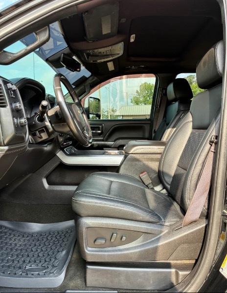 Chevrolet Silverado 2500HD LTZ Crew Cab Long Box 4WD 2017