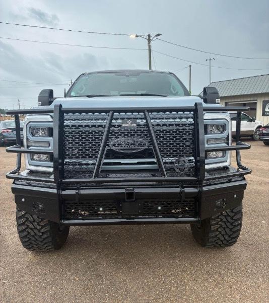 Ford F-250 SD XL Crew Cab 4WD 2024