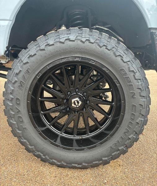 Ford F-250 SD XL Crew Cab 4WD 2024