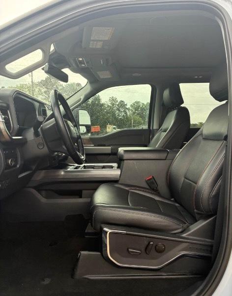 Ford F-250 SD XL Crew Cab 4WD 2024
