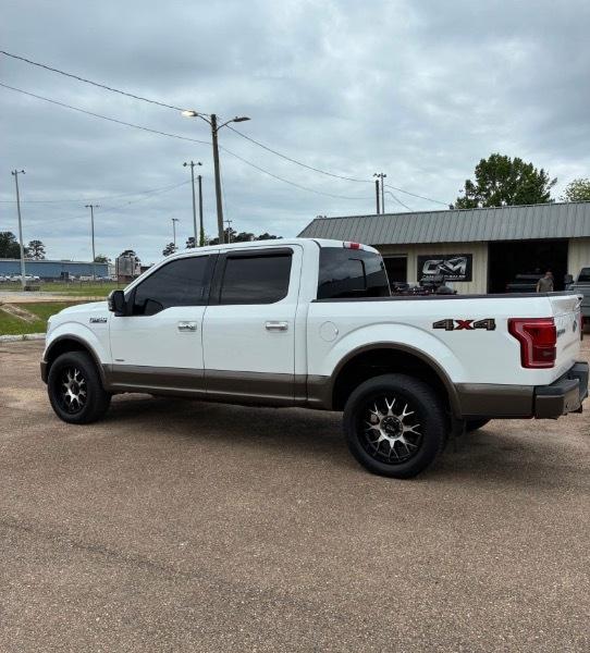 Ford F-150 XL SuperCrew 5.5-ft. Bed 4WD 2015