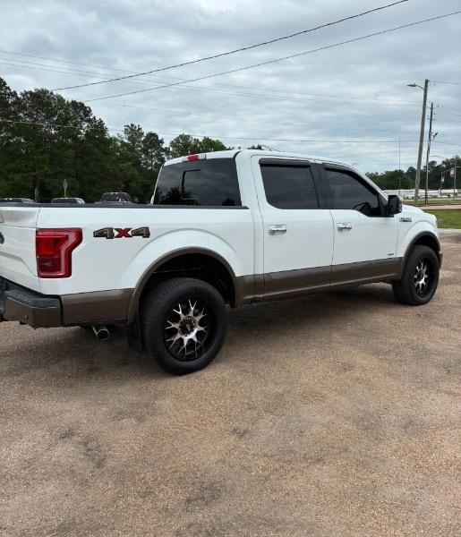 Ford F-150 XL SuperCrew 5.5-ft. Bed 4WD 2015