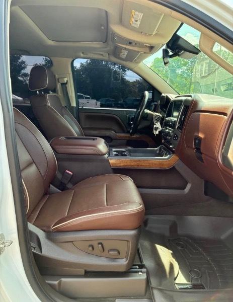 Chevrolet Silverado 1500 High Country Crew Cab Short Box 4WD 2018
