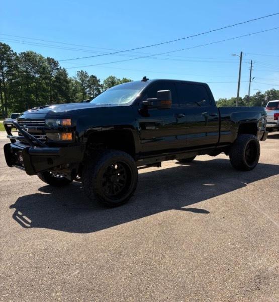 Chevrolet Silverado 2500HD LT Crew Cab Long Box 4WD 2019