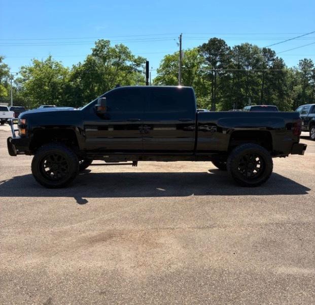Chevrolet Silverado 2500HD LT Crew Cab Long Box 4WD 2019