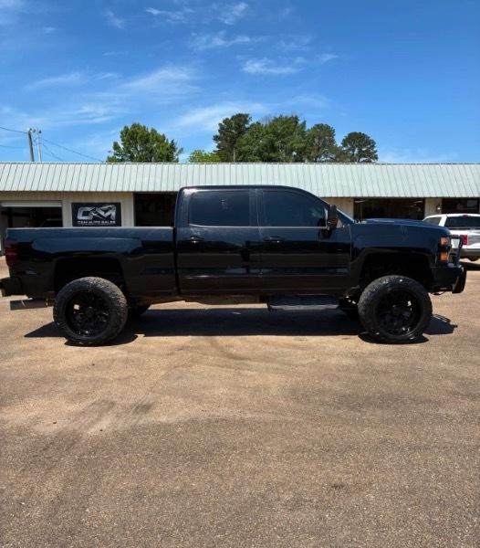 Chevrolet Silverado 2500HD LT Crew Cab Long Box 4WD 2019