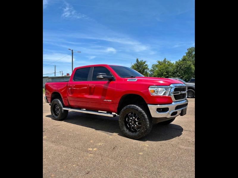 RAM 1500 Big Horn Crew Cab SWB 4WD 2021