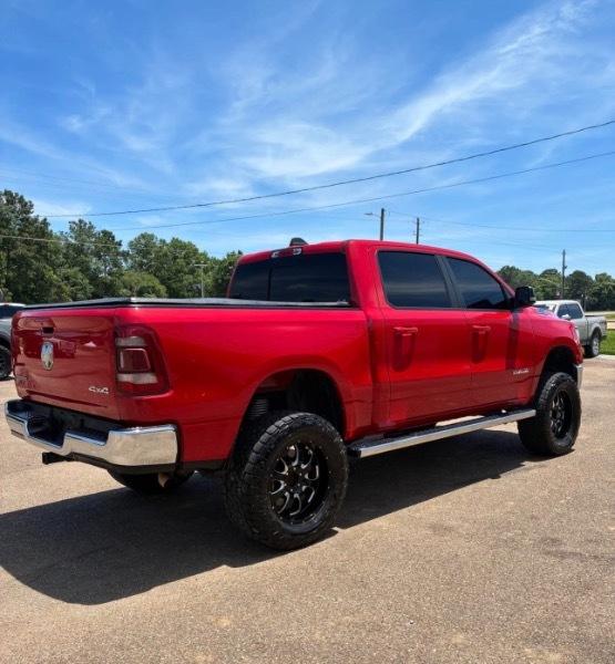 RAM 1500 Big Horn Crew Cab SWB 4WD 2021