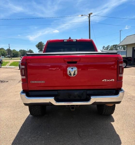 RAM 1500 Big Horn Crew Cab SWB 4WD 2021