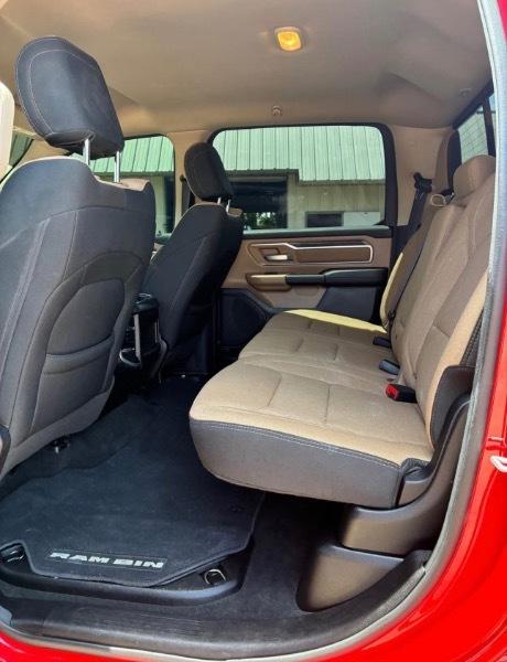 RAM 1500 Big Horn Crew Cab SWB 4WD 2021