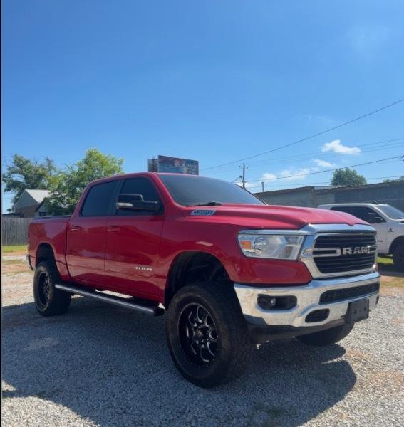 RAM 1500 Big Horn Crew Cab SWB 4WD 2021