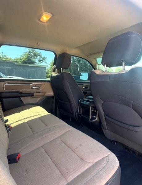 RAM 1500 Big Horn Crew Cab SWB 4WD 2021