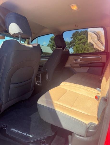 RAM 1500 Big Horn Crew Cab SWB 4WD 2021