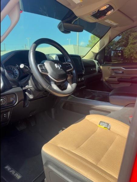RAM 1500 Big Horn Crew Cab SWB 4WD 2021