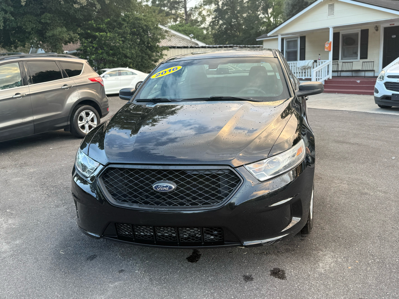 Ford Taurus  2016 Ford Taurus  2016