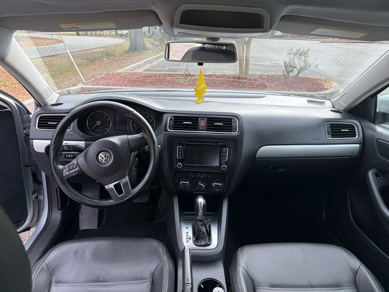 Volkswagen Jetta  2013