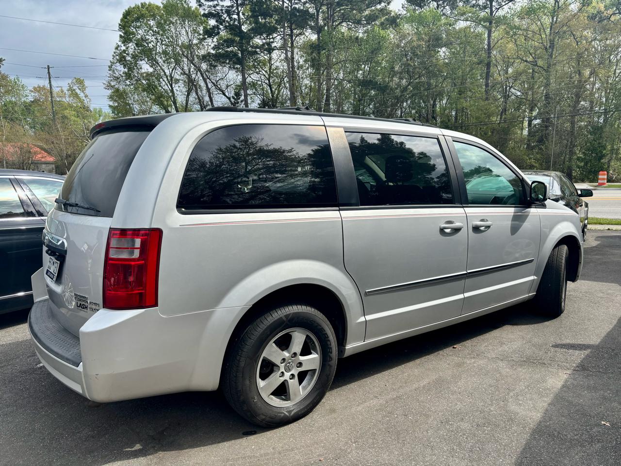Dodge Grand Caravan SXT 2010