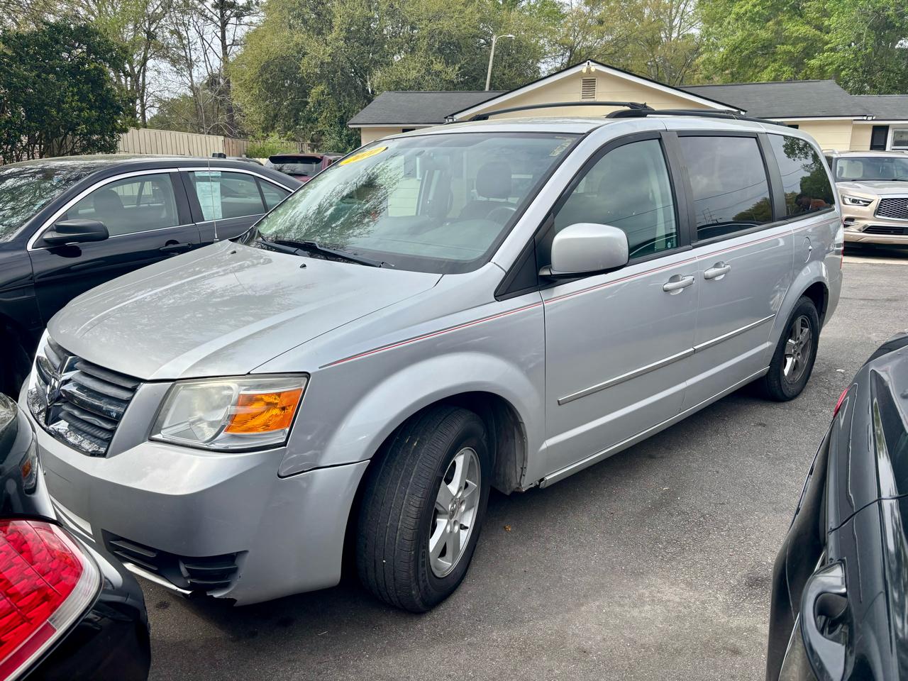 Dodge Grand Caravan SXT 2010