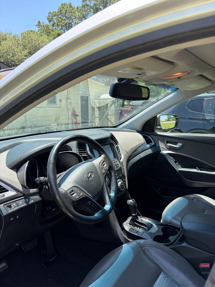 Hyundai Santa Fe  2013
