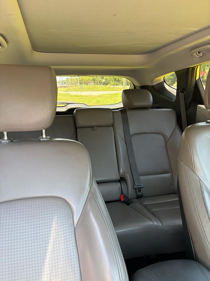 Hyundai Santa Fe  2013