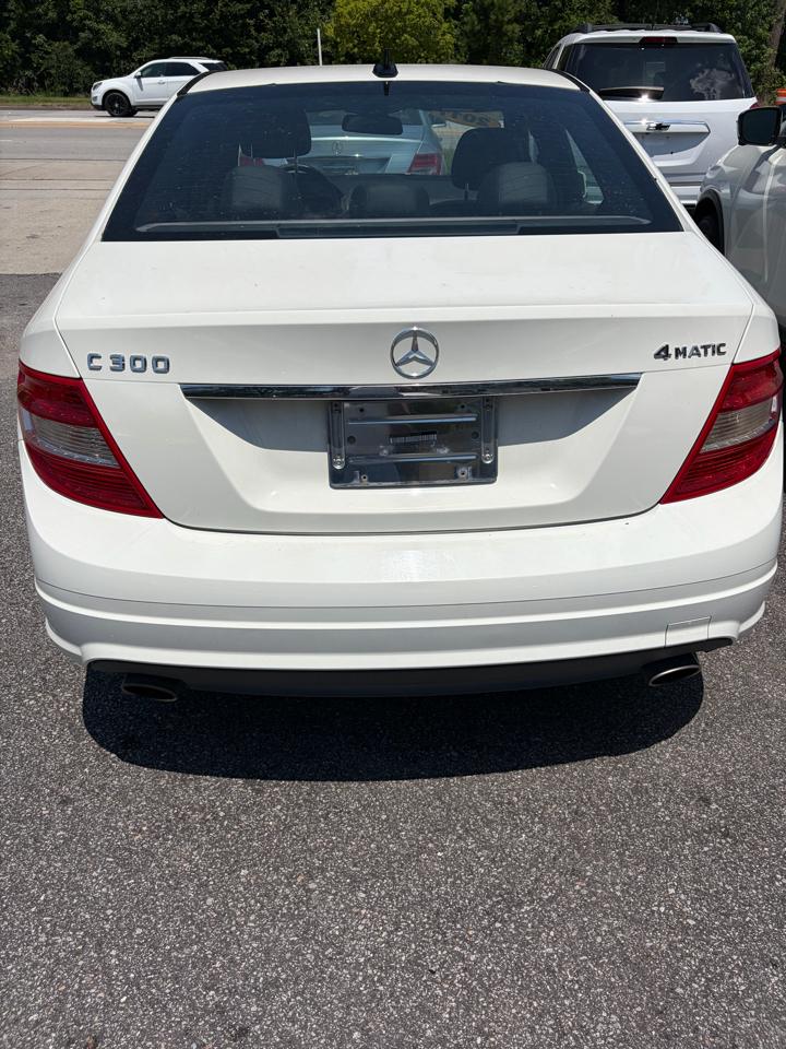Mercedes-Benz C-Class  2011