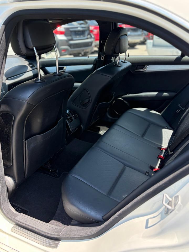 Mercedes-Benz C-Class  2011