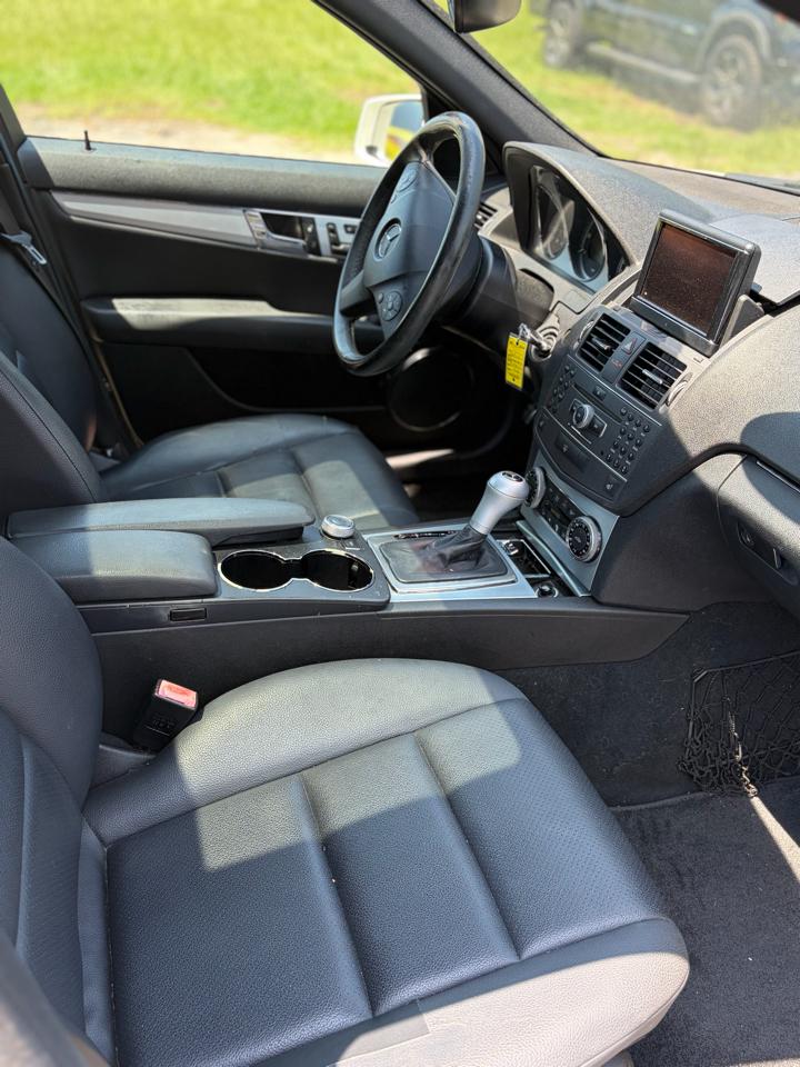 Mercedes-Benz C-Class  2011
