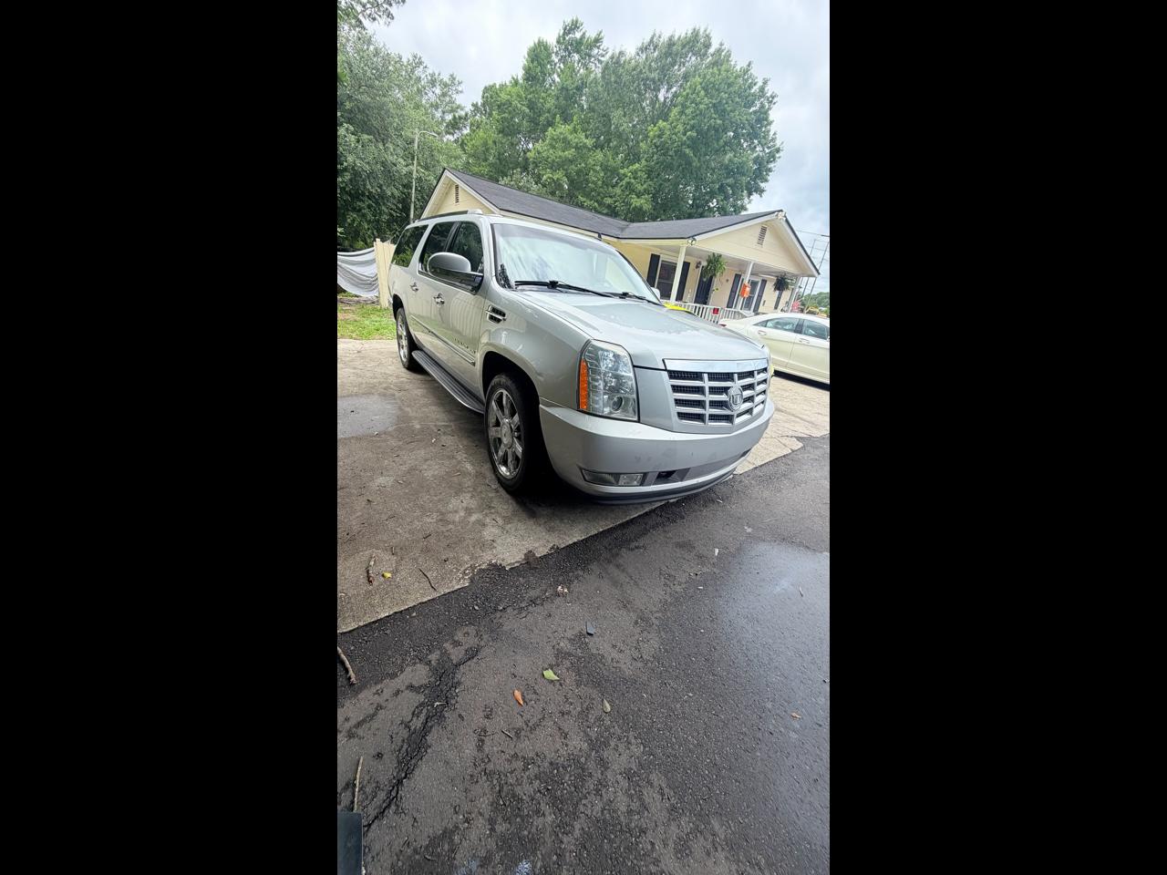 2011 Cadillac Escalade ESV LUXURY