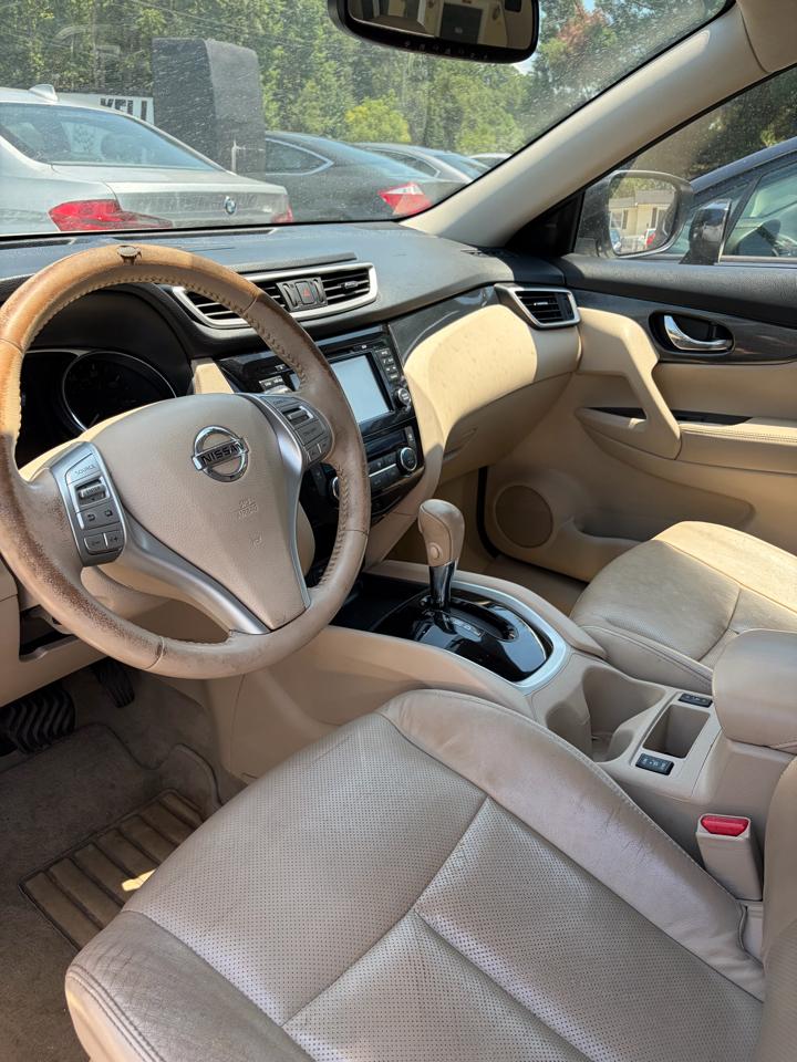 Nissan Rogue  2015