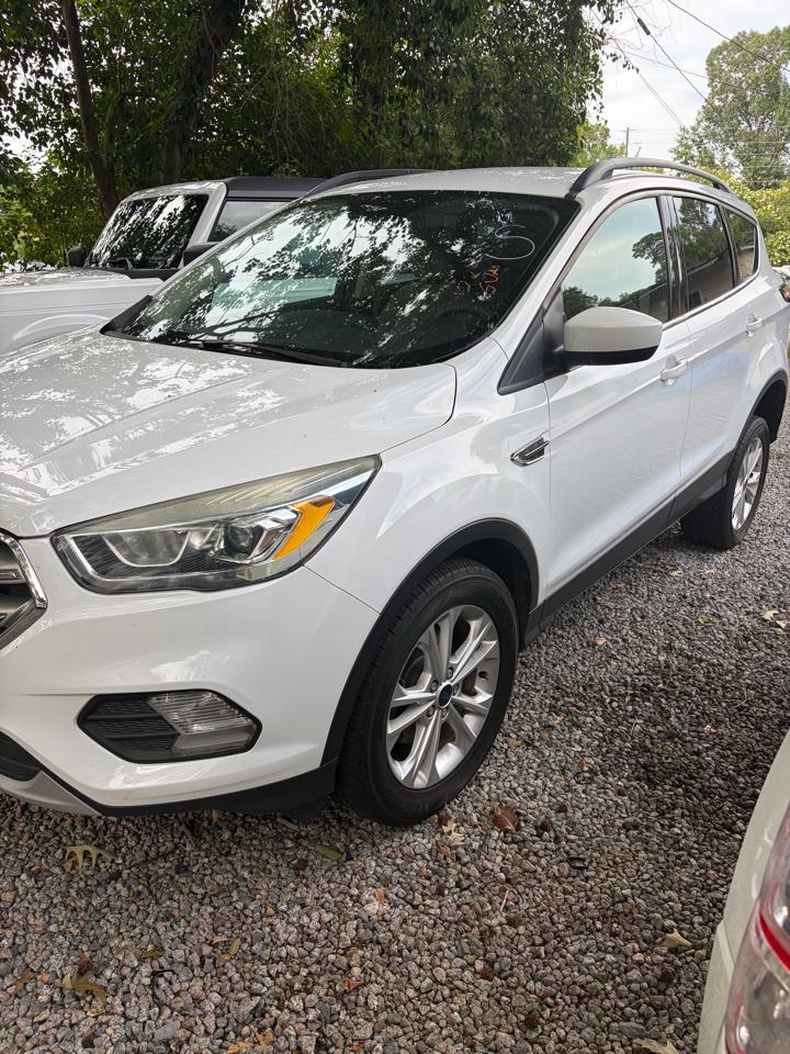 Ford Escape  2017