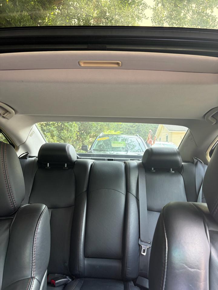 Nissan Maxima  2010