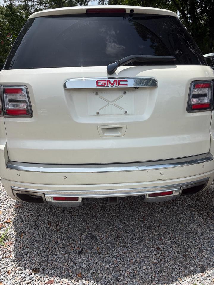 GMC Acadia  2013