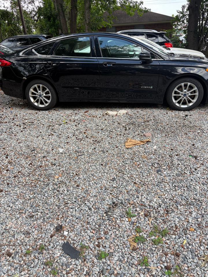 Ford Fusion Hybrid SE 2019