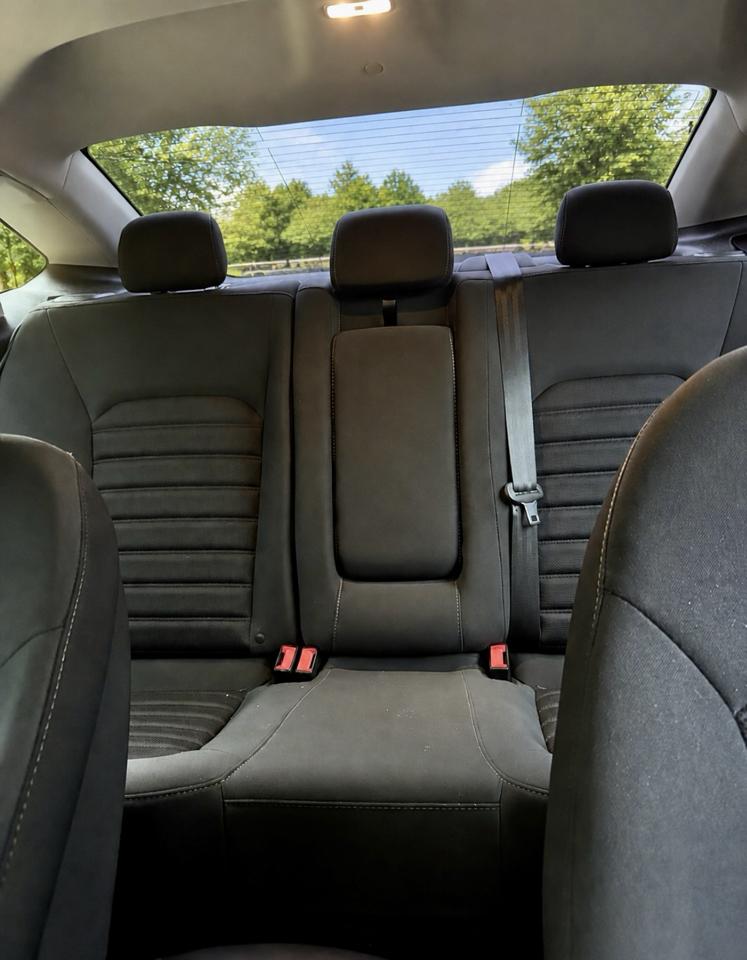 Ford Fusion Hybrid  2019