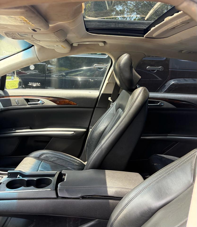 Lincoln MKZ  2014
