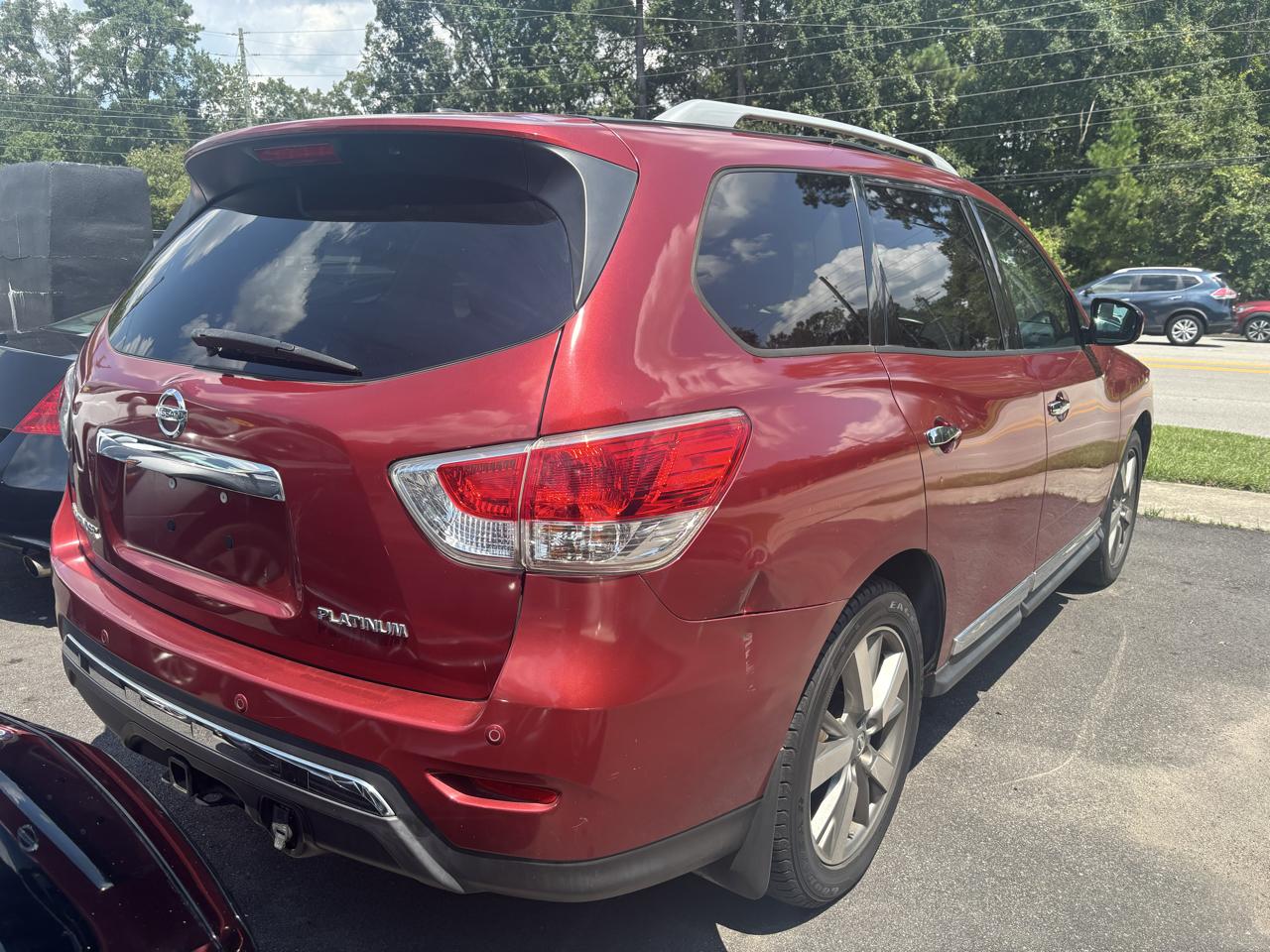 Nissan Pathfinder  2014