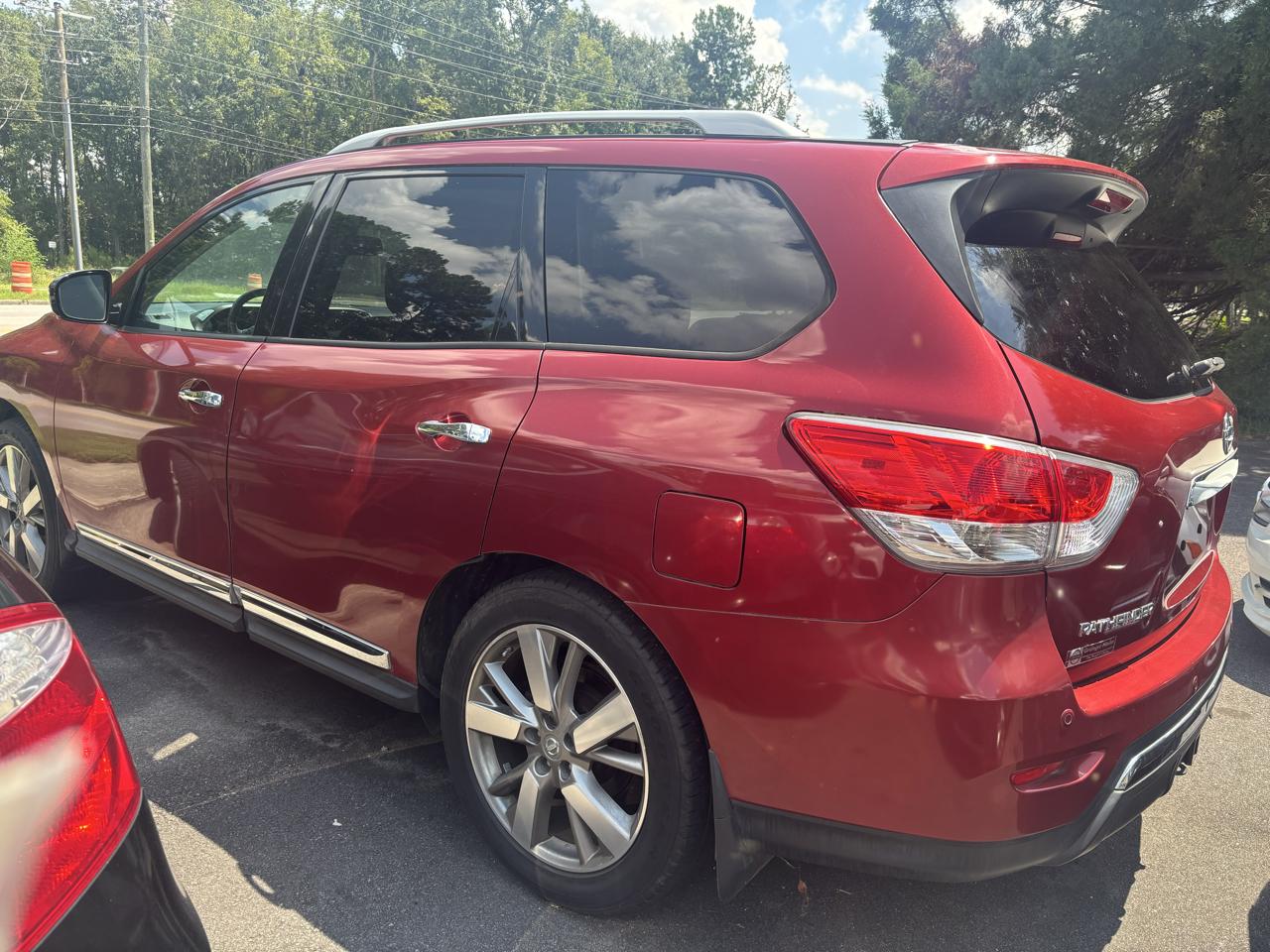 Nissan Pathfinder  2014