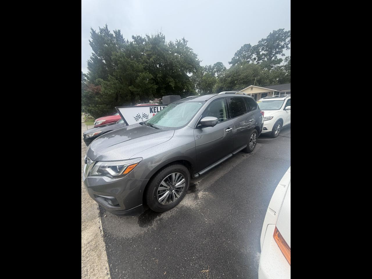 Nissan Pathfinder  2019