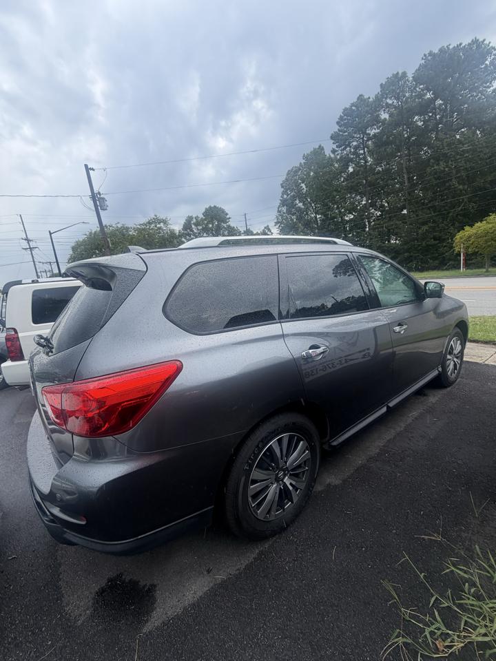 Nissan Pathfinder  2019