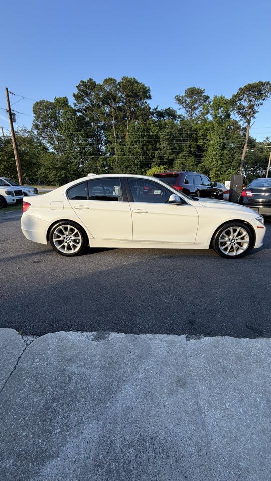 BMW 3-Series 320i Sedan 2015