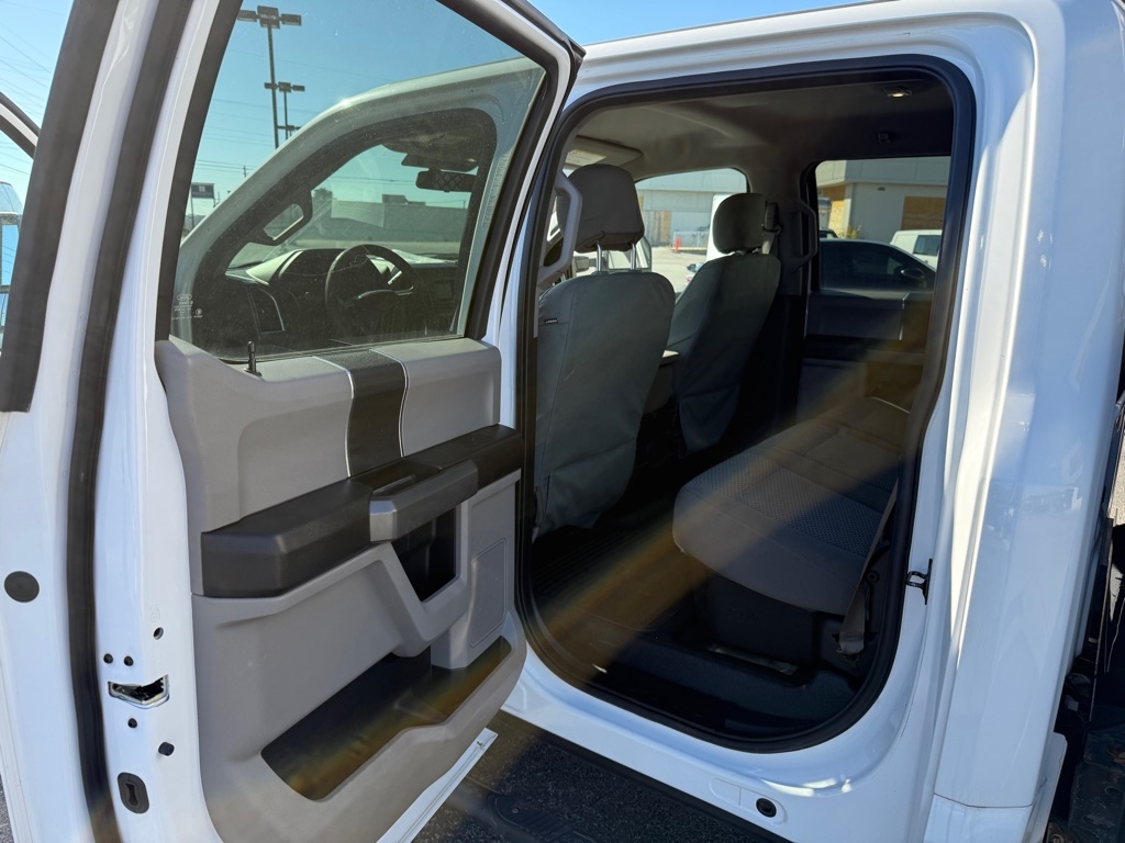 Ford F-250 SD XLT Crew Cab 4WD 2017