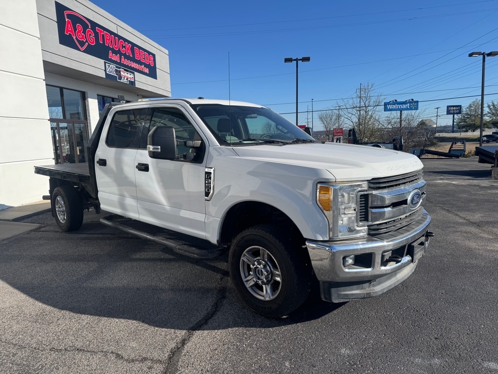 Ford F-250 SD XLT Crew Cab 4WD 2017
