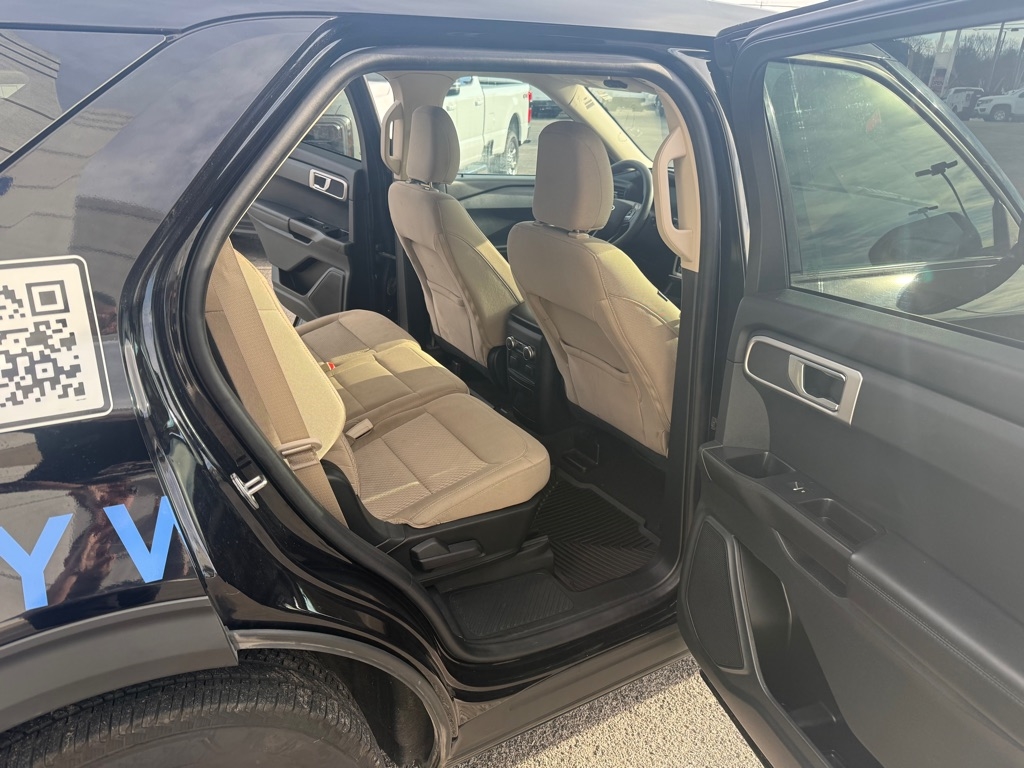 Ford Explorer Base AWD 2021