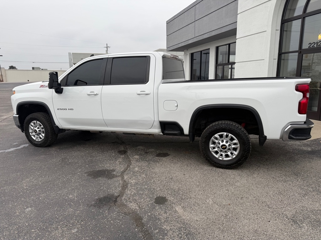 Chevrolet Silverado 2500HD LT Crew Cab Long Box 4WD 2023