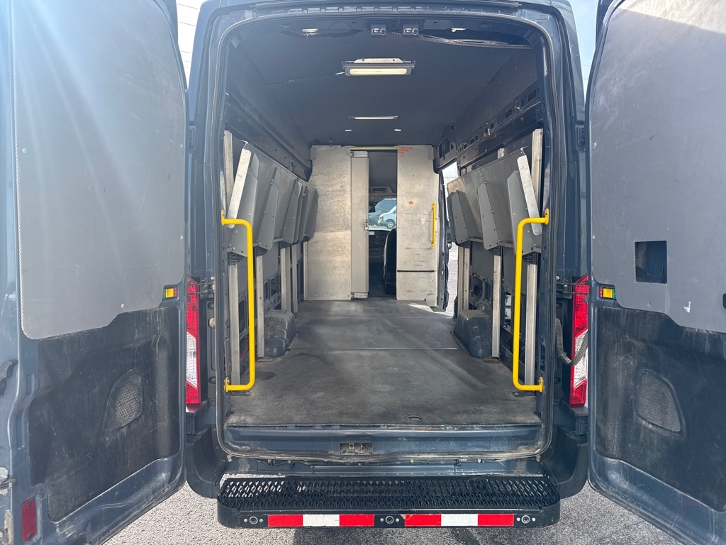 Ford Transit 250 Van High Roof w/Sliding Pass. 148-in. WB EL 2020