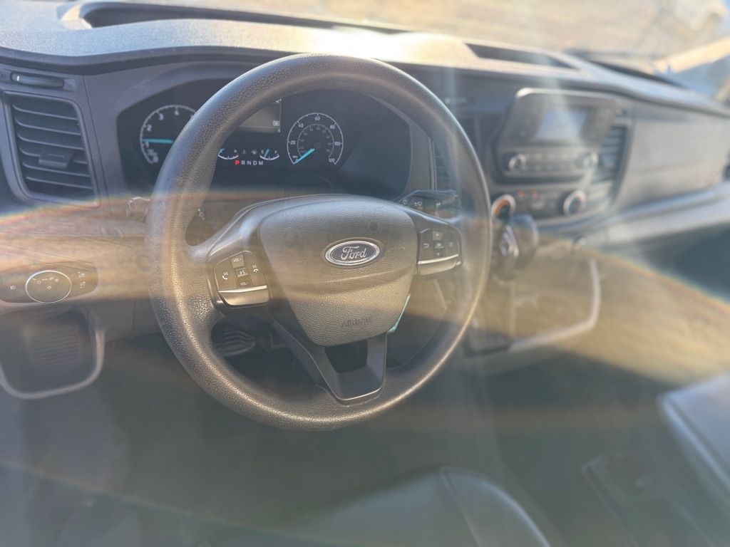 Ford Transit 250 Van Med. Roof w/Sliding Pass. 130-in. WB 2020