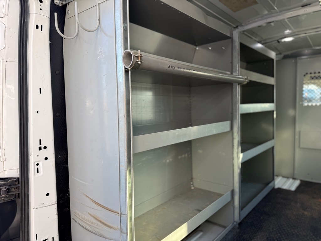 Ford Transit 250 Van Med. Roof w/Sliding Pass. 130-in. WB 2020