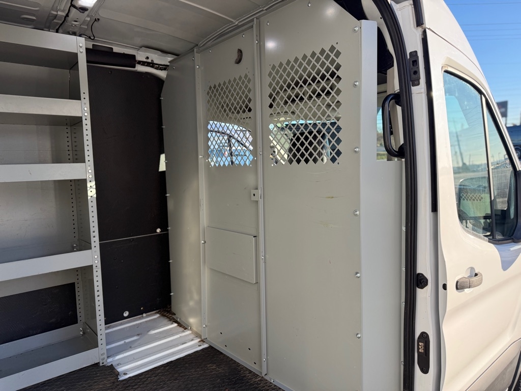 Ford Transit 250 Van Med. Roof w/Sliding Pass. 130-in. WB 2020