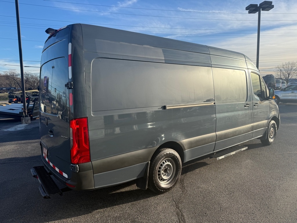 Mercedes-Benz Sprinter 3500 Wagon High Roof 170-in. WB 2019