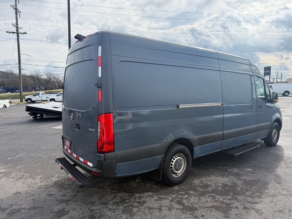 Mercedes-Benz Sprinter 3500 Wagon High Roof 170-in. WB 2019